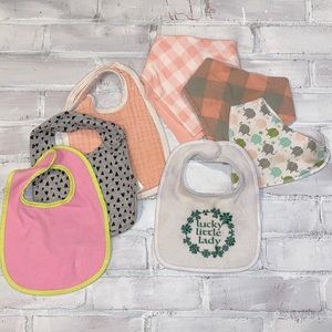 Babygirl bandana & regular neck bib bundle!!